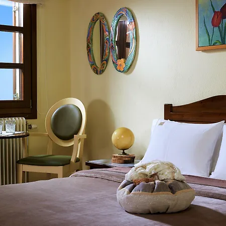 Aleka's House Hotel 4*