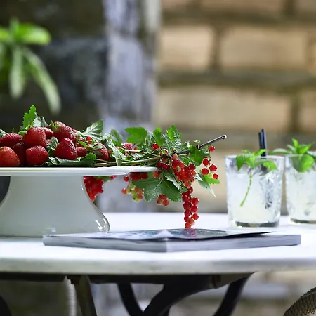 Ξενοδοχείο Aleka's House 4*