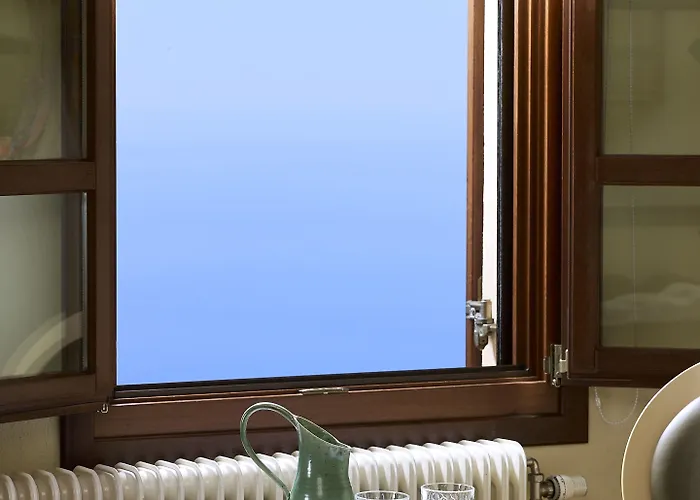 Aleka's House Szálloda 4*